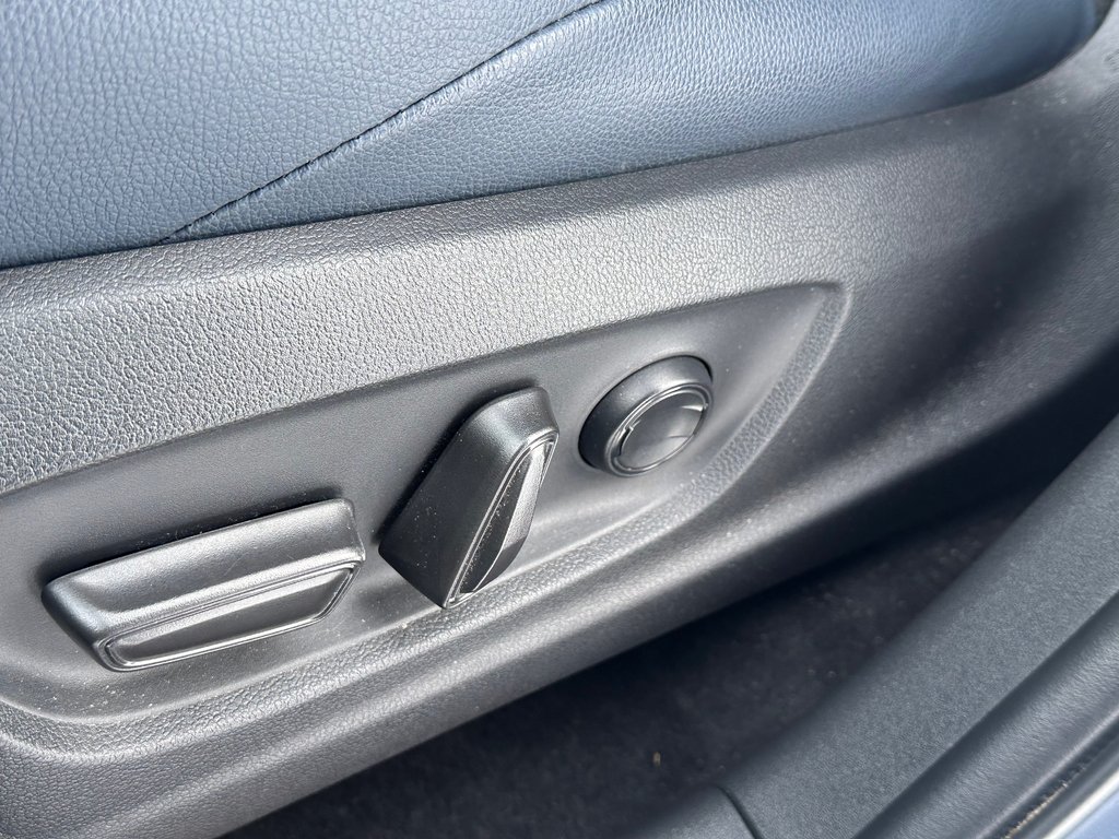 2023 Subaru Solterra PREMIUM SEULEMENT 031527 KM in St-Jean-Sur-Richelieu, Quebec - 25 - w1024h768px