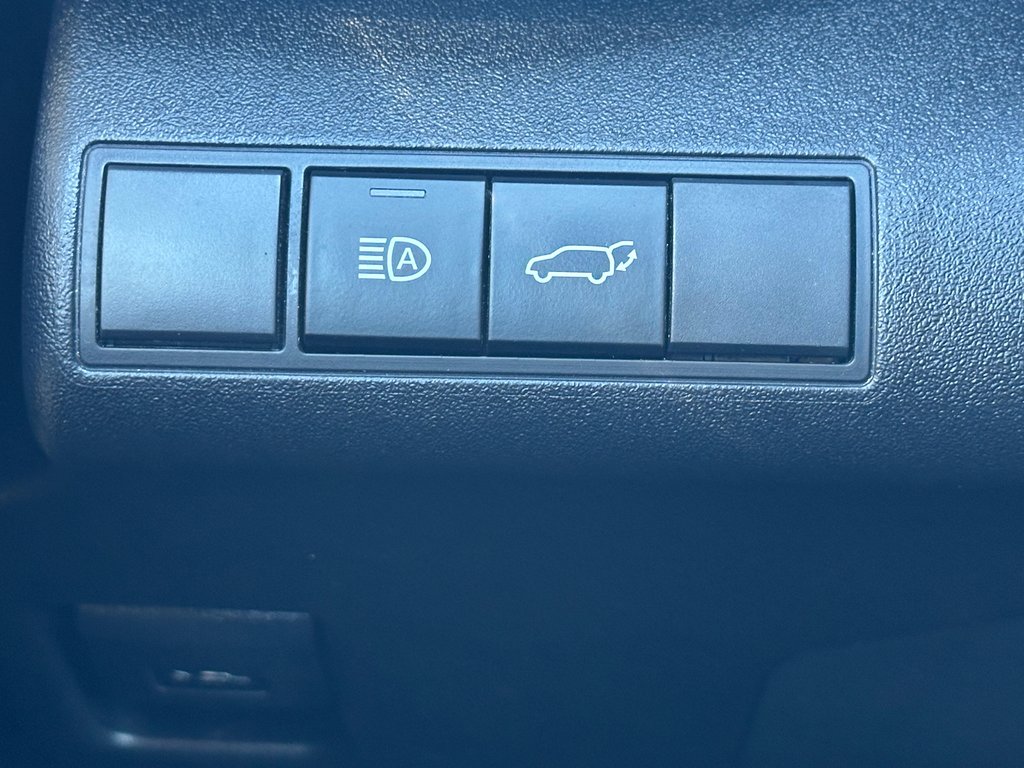 2023 Toyota BZ4X XLE CUIR TOIT PANO NAVIGATION AWD in St-Jean-Sur-Richelieu, Quebec - 27 - w1024h768px