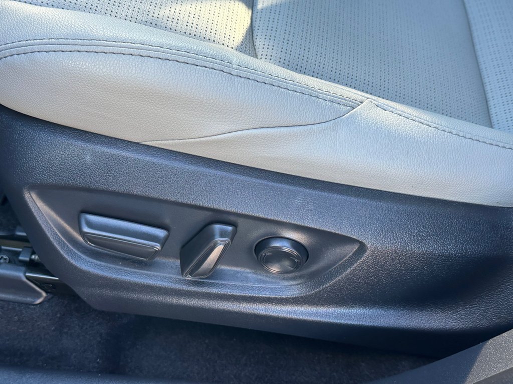 2023 Toyota BZ4X XLE CUIR TOIT PANO NAVIGATION AWD in St-Jean-Sur-Richelieu, Quebec - 21 - w1024h768px