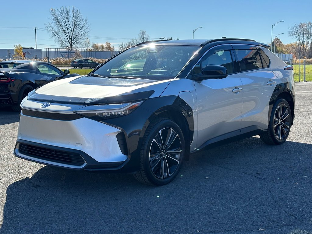 2023 Toyota BZ4X XLE CUIR TOIT PANO NAVIGATION AWD in St-Jean-Sur-Richelieu, Quebec - 4 - w1024h768px