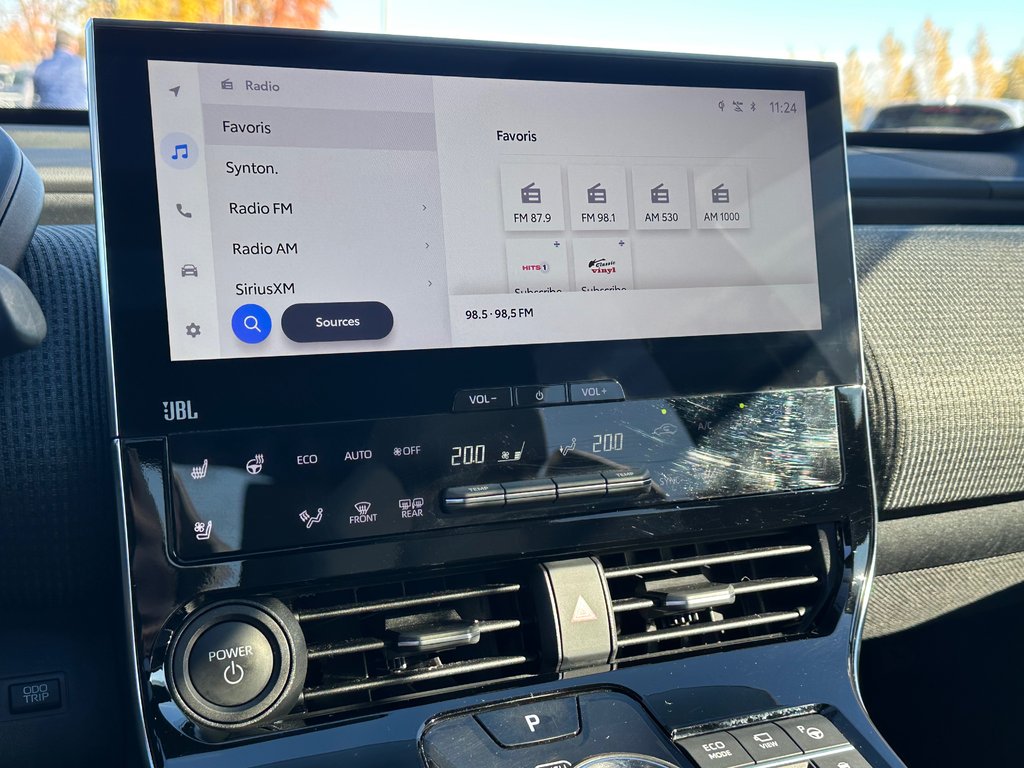 2023 Toyota BZ4X XLE CUIR TOIT PANO NAVIGATION AWD in St-Jean-Sur-Richelieu, Quebec - 23 - w1024h768px