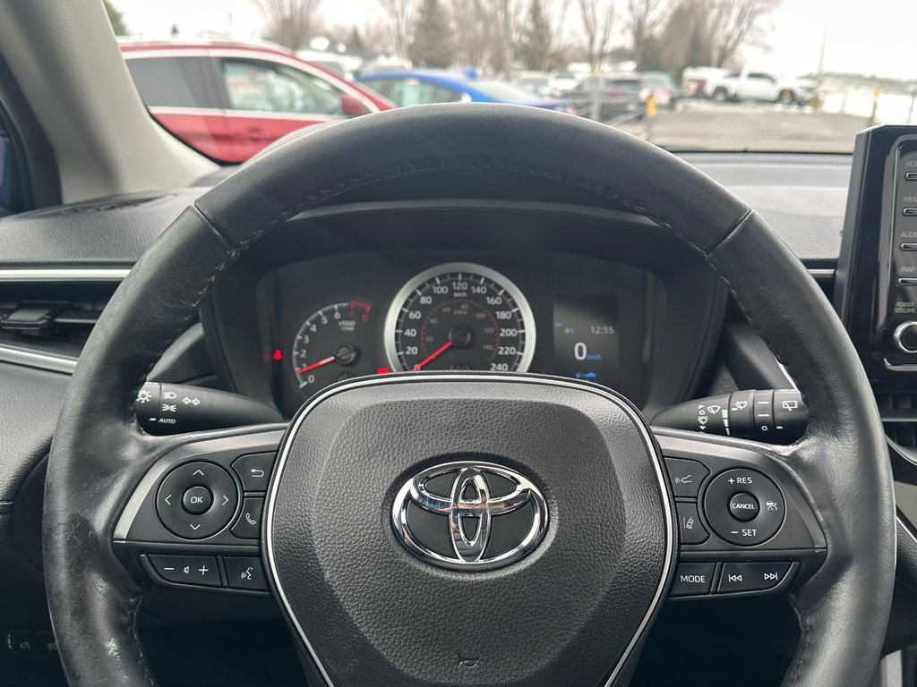 2022 Toyota Corolla Cross LE TOIT OUVRANT CRUISE ADAPTATIF in St-Jean-Sur-Richelieu, Quebec - 18 - w1024h768px