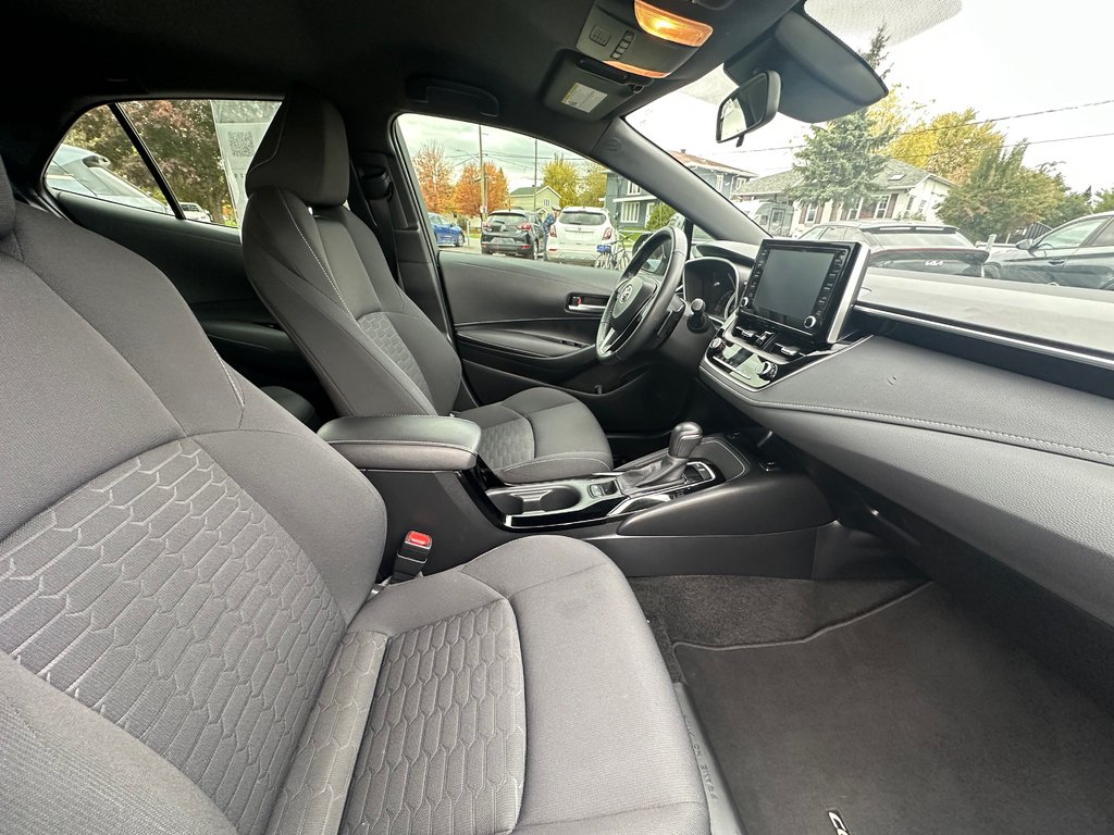2022 Toyota Corolla Hatchback SE CRUISE ADAPTATIF ALERTE SORTIE DE VOIE in St-Jean-Sur-Richelieu, Quebec - 12 - w1024h768px