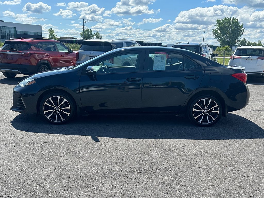 2017 Toyota Corolla XSE CUIR NAVIGATION TOIT OUVRANT in St-Jean-Sur-Richelieu, Quebec - 10 - w1024h768px