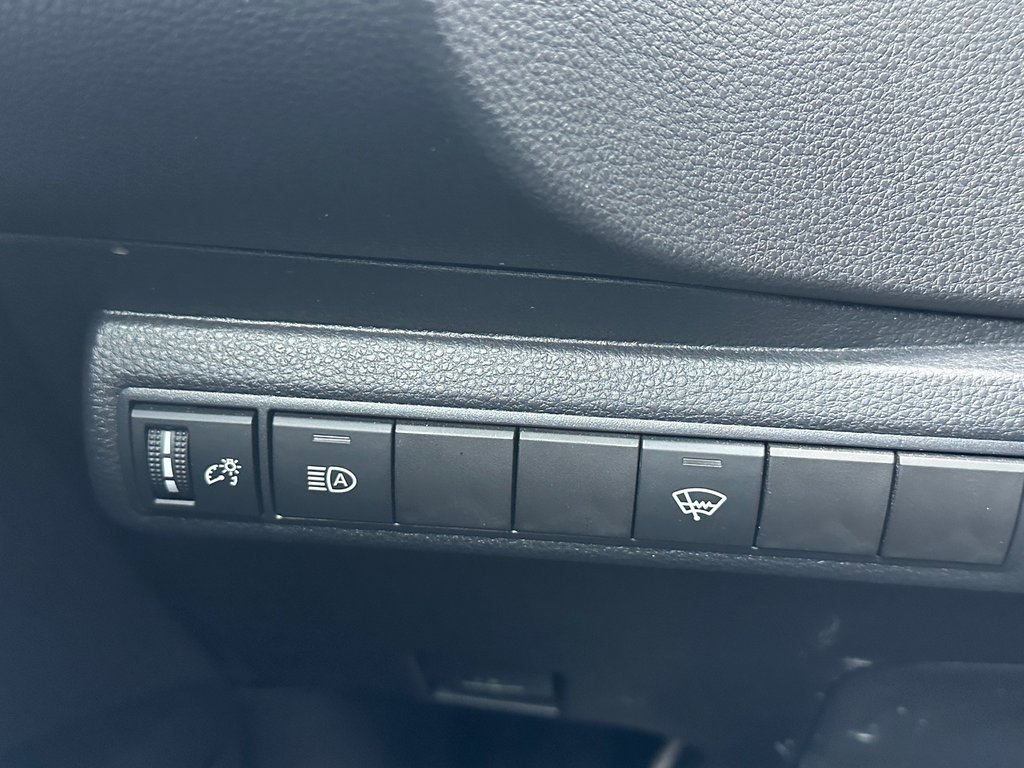 2022 Toyota Corolla SE SEULEMENT 027036 KM in St-Jean-Sur-Richelieu, Quebec - 23 - w1024h768px