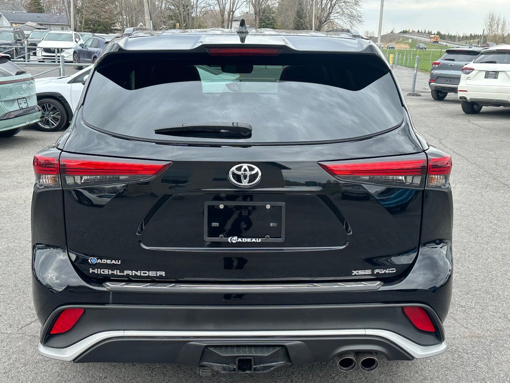 Toyota Highlander XSE AWD 7 PASSAGERS CUIR 2022 à St-Jean-Sur-Richelieu, Québec - 8 - w1024h768px