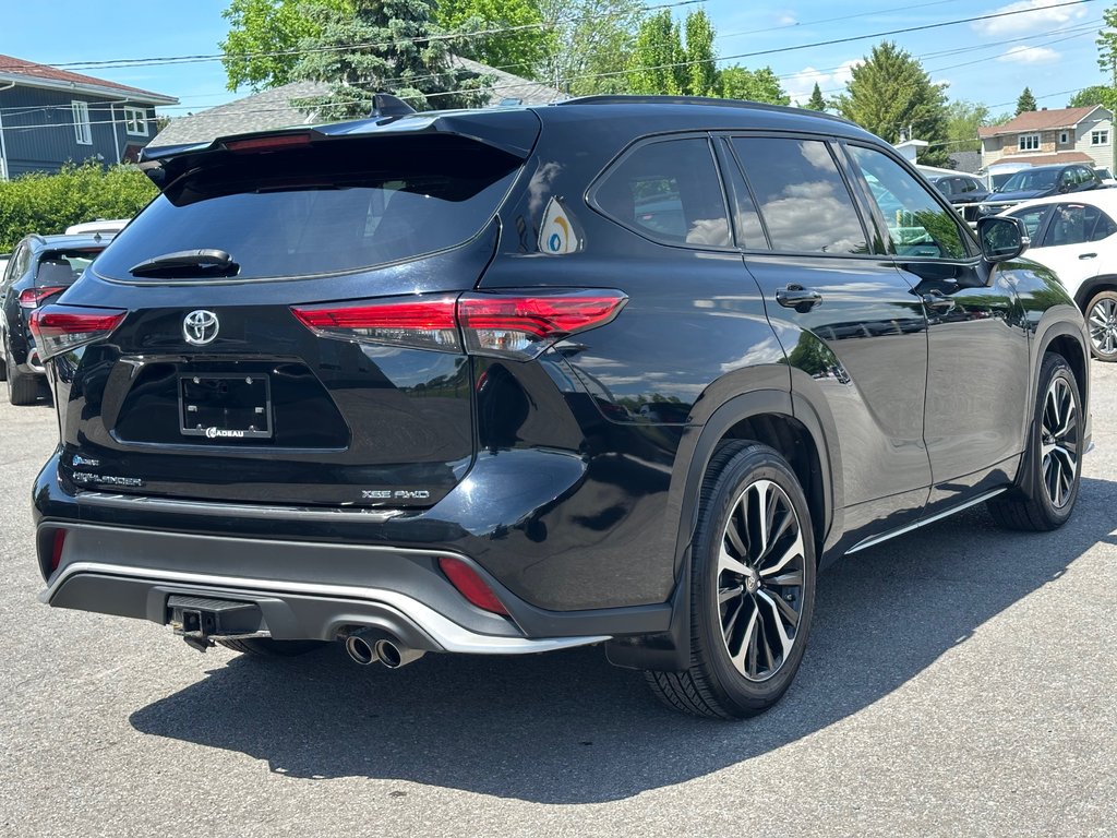 Toyota Highlander XSE AWD 7 PASSAGERS CUIR 2022 à St-Jean-Sur-Richelieu, Québec - 9 - w1024h768px