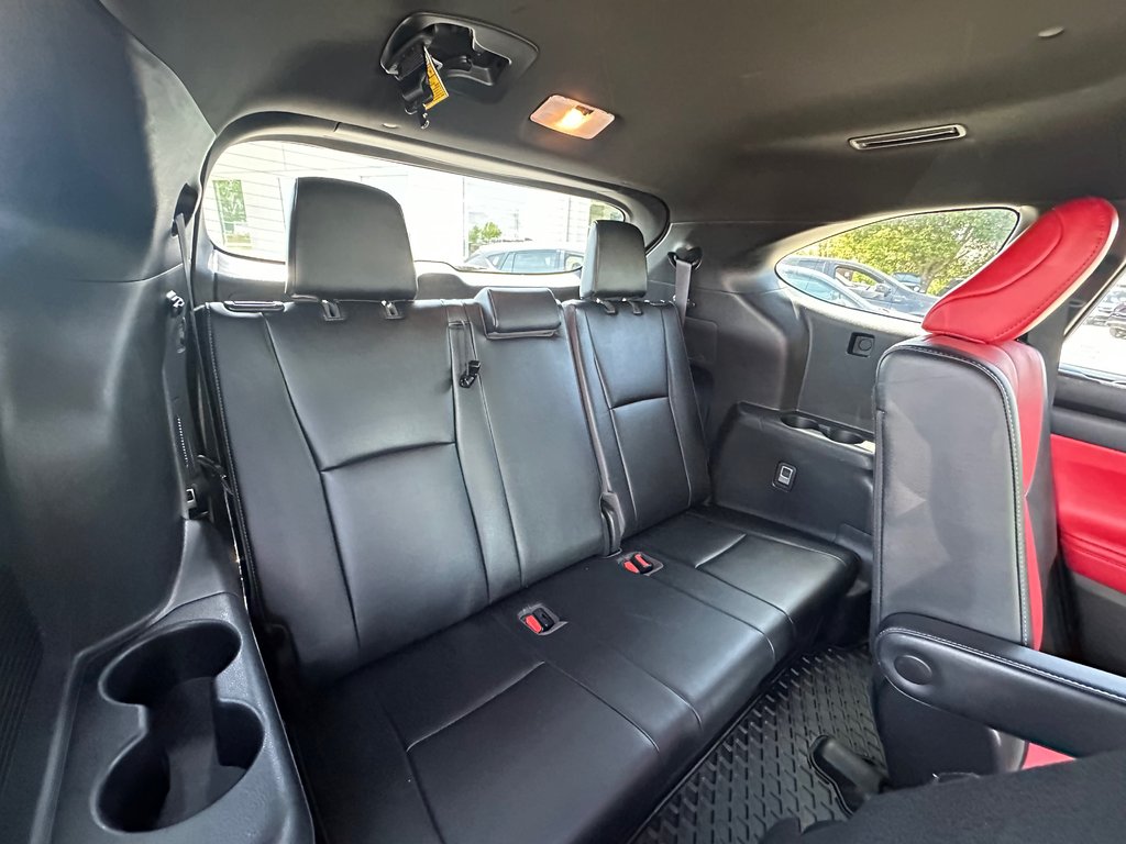 Toyota Highlander XSE AWD 7 PASSAGERS CUIR 2022 à St-Jean-Sur-Richelieu, Québec - 14 - w1024h768px