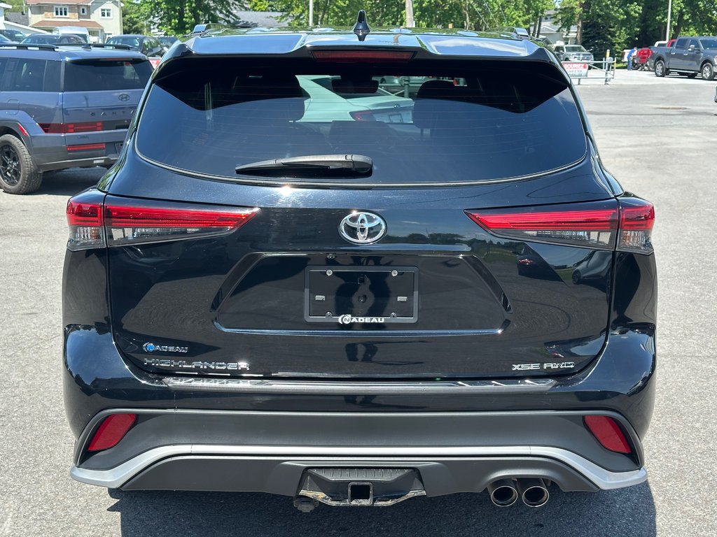 Toyota Highlander XSE AWD 7 PASSAGERS CUIR 2022 à St-Jean-Sur-Richelieu, Québec - 8 - w1024h768px