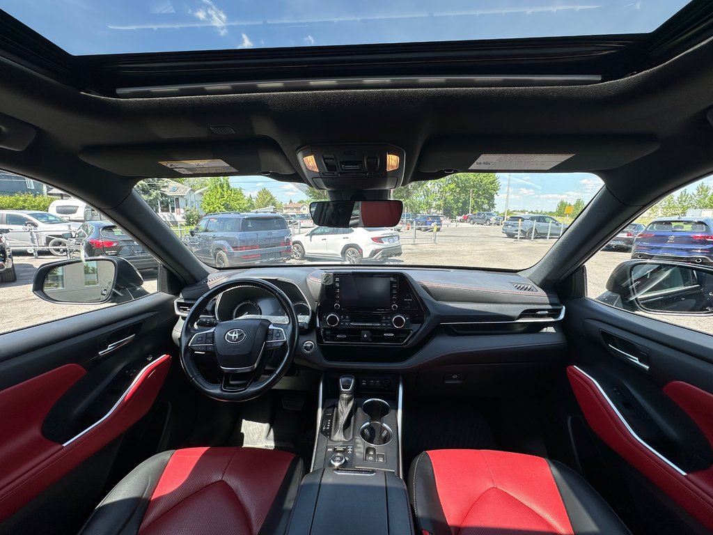 Toyota Highlander XSE AWD 7 PASSAGERS CUIR 2022 à St-Jean-Sur-Richelieu, Québec - 15 - w1024h768px