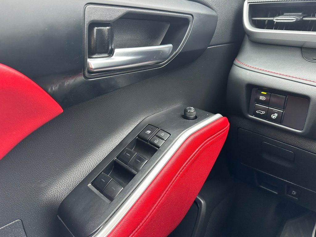 Toyota Highlander XSE AWD 7 PASSAGERS CUIR 2022 à St-Jean-Sur-Richelieu, Québec - 17 - w1024h768px