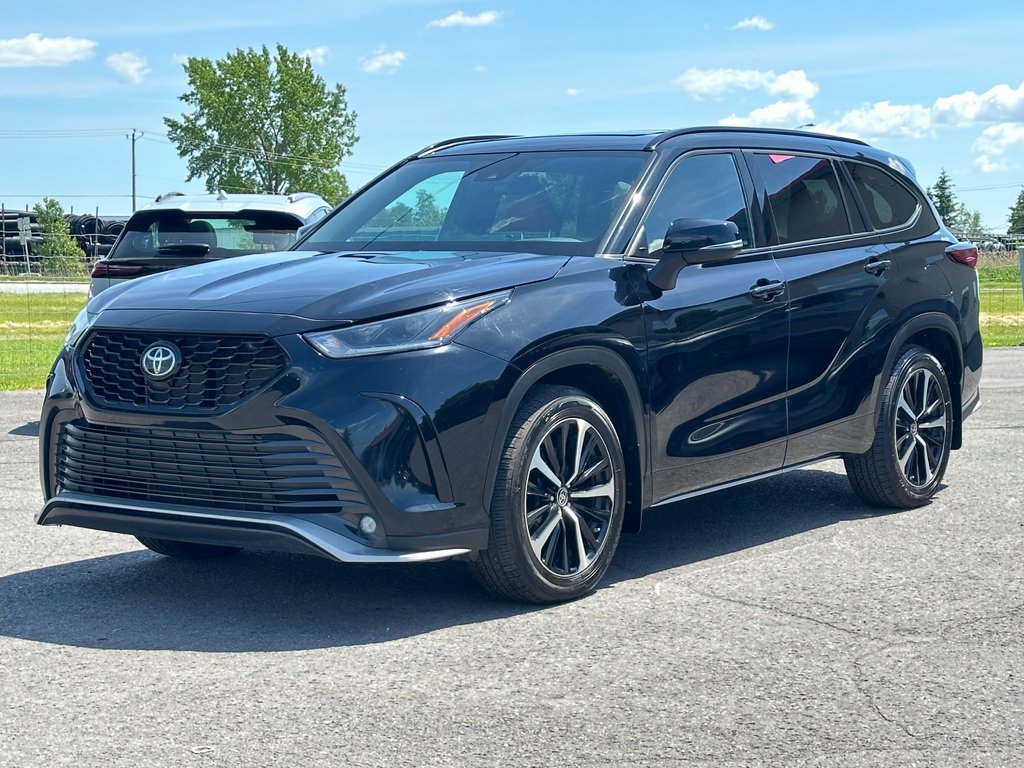 Toyota Highlander XSE AWD 7 PASSAGERS CUIR 2022 à St-Jean-Sur-Richelieu, Québec - 4 - w1024h768px