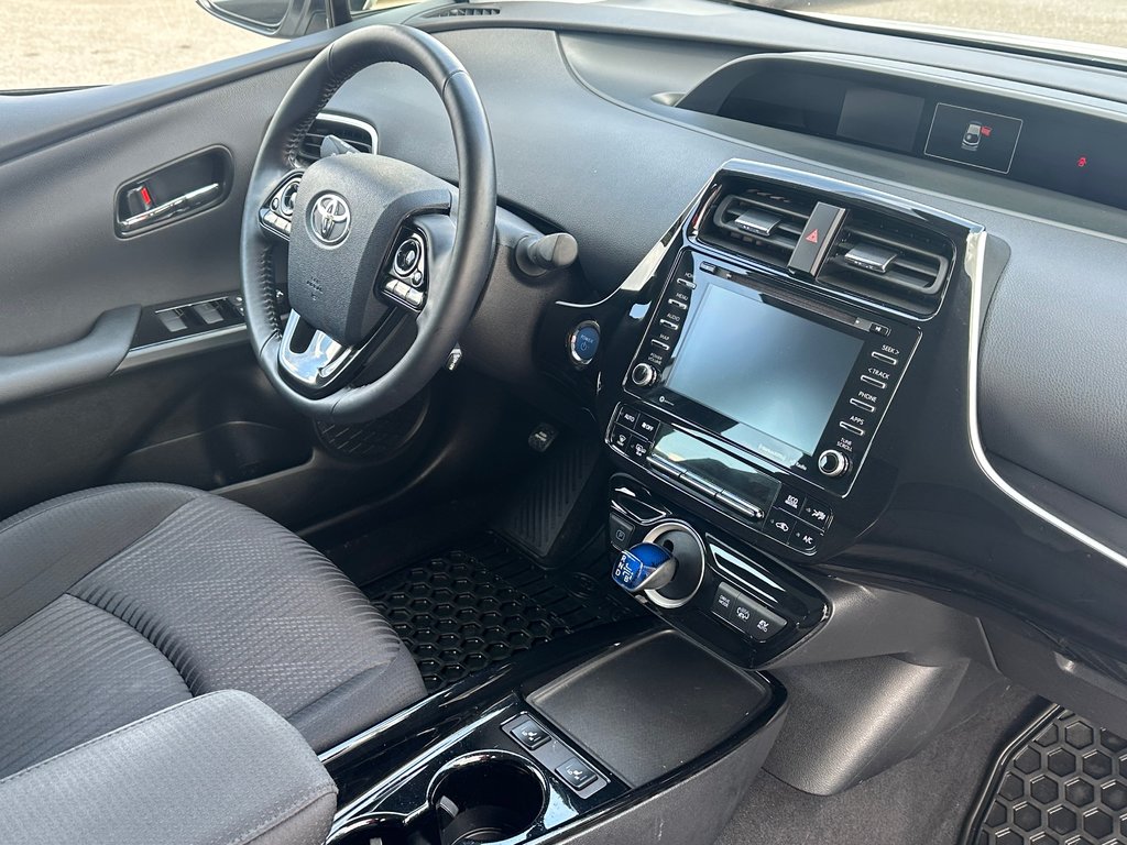2022 Toyota PRIUS PRIME SEULEMENT 056963 KM in St-Jean-Sur-Richelieu, Quebec - 3 - w1024h768px