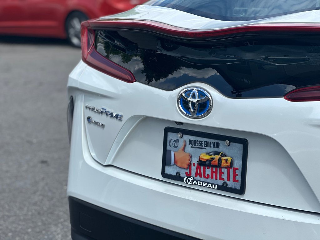 2022 Toyota PRIUS PRIME SEULEMENT 056963 KM in St-Jean-Sur-Richelieu, Quebec - 10 - w1024h768px