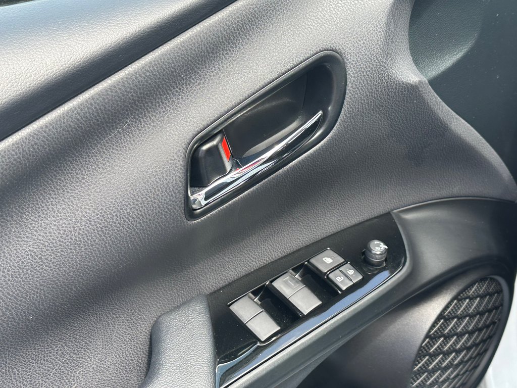 2022 Toyota PRIUS PRIME SEULEMENT 056963 KM in St-Jean-Sur-Richelieu, Quebec - 21 - w1024h768px