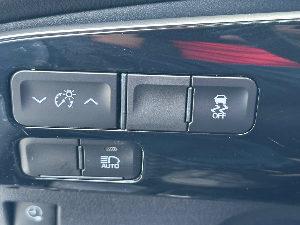 2022 Toyota PRIUS PRIME SEULEMENT 056963 KM in St-Jean-Sur-Richelieu, Quebec - 23 - w1024h768px