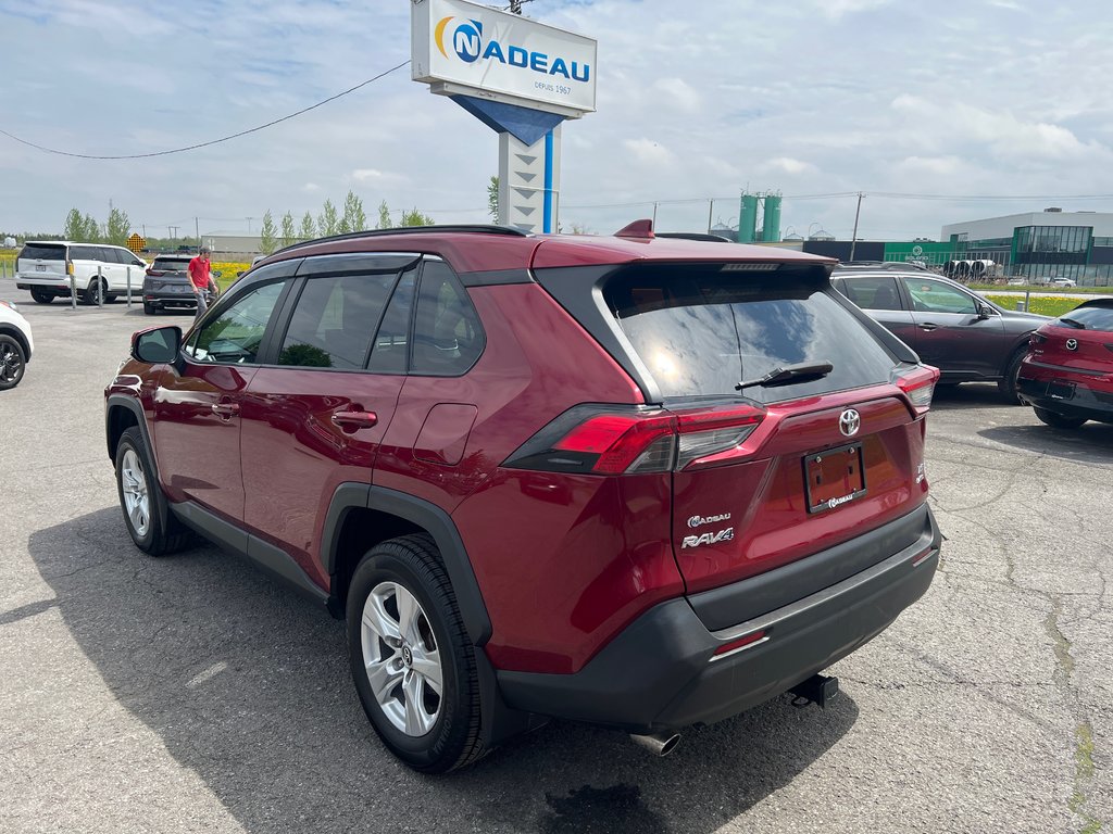 2019  RAV4 LE AWD CRUISE ADAPT ANGLES MORTS in St-Jean-Sur-Richelieu, Quebec - 6 - w1024h768px