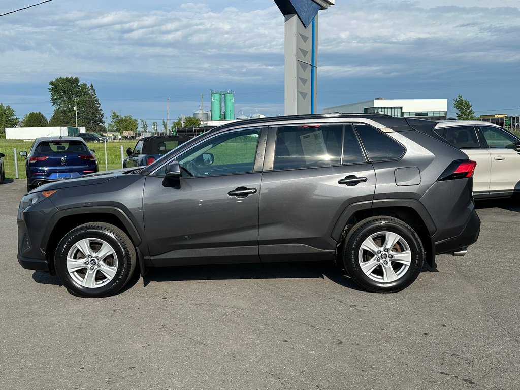 2019 Toyota RAV4 LE AWD SEULEMENT 075492 KM in St-Jean-Sur-Richelieu, Quebec - 6 - w1024h768px