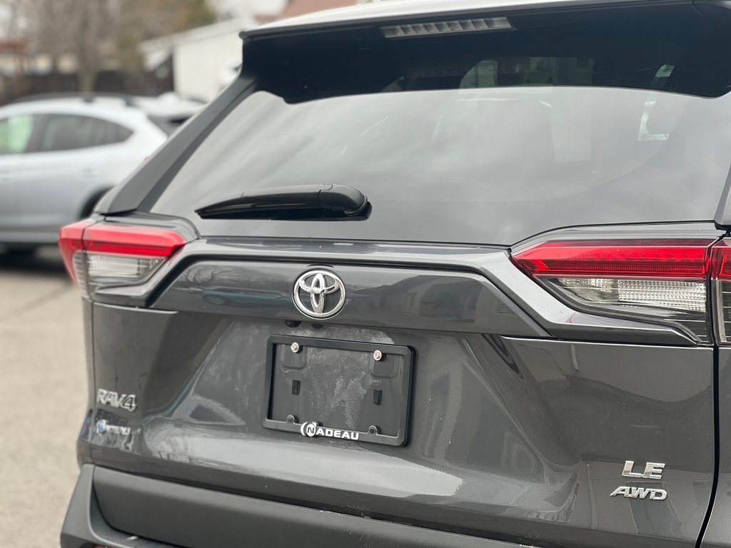 2020  RAV4 LE AWD APPLE CAR  ANGLES MORTS CAMERA in St-Jean-Sur-Richelieu, Quebec - 10 - w1024h768px