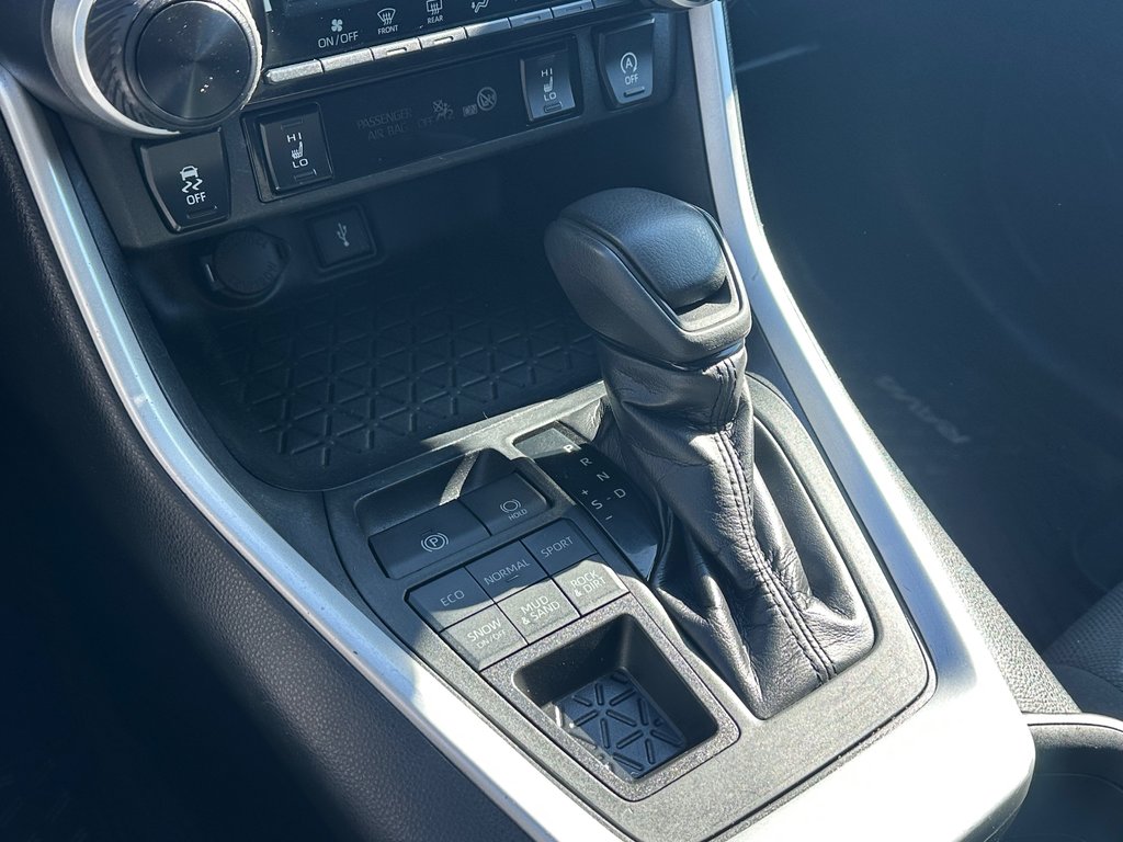 Toyota RAV4 LE AWD CRUISE ADAPTATIF 2021 à St-Jean-Sur-Richelieu, Québec - 17 - w1024h768px