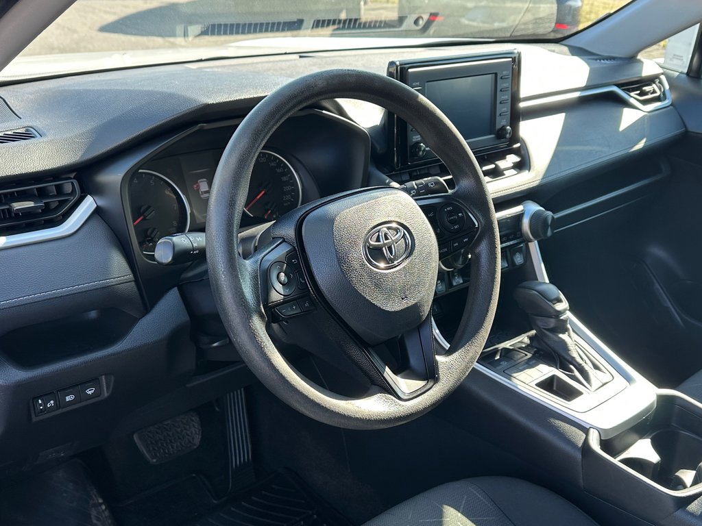 Toyota RAV4 LE AWD CRUISE ADAPTATIF 2021 à St-Jean-Sur-Richelieu, Québec - 16 - w1024h768px
