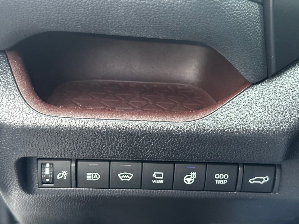 Toyota RAV4 Limited AWD CUIR NAVIGATION 2024 à St-Jean-Sur-Richelieu, Québec - 25 - w1024h768px
