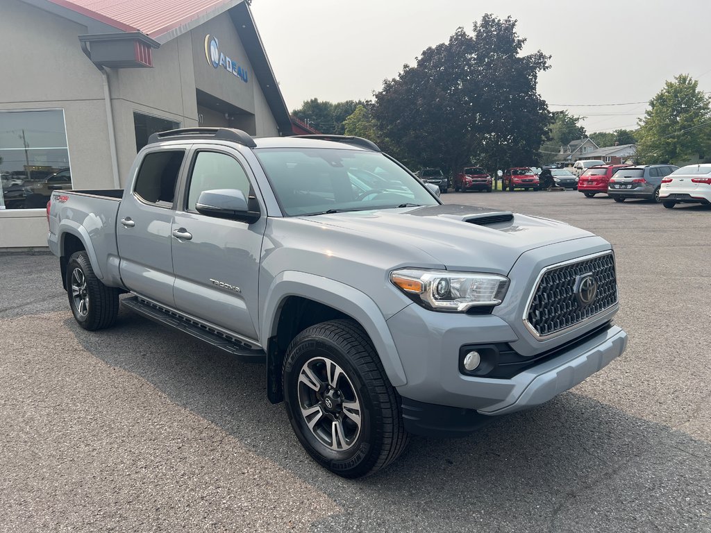 2019  Tacoma SR5 TRD SPORT 4X4 CREW in St-Jean-Sur-Richelieu, Quebec - 1 - w1024h768px