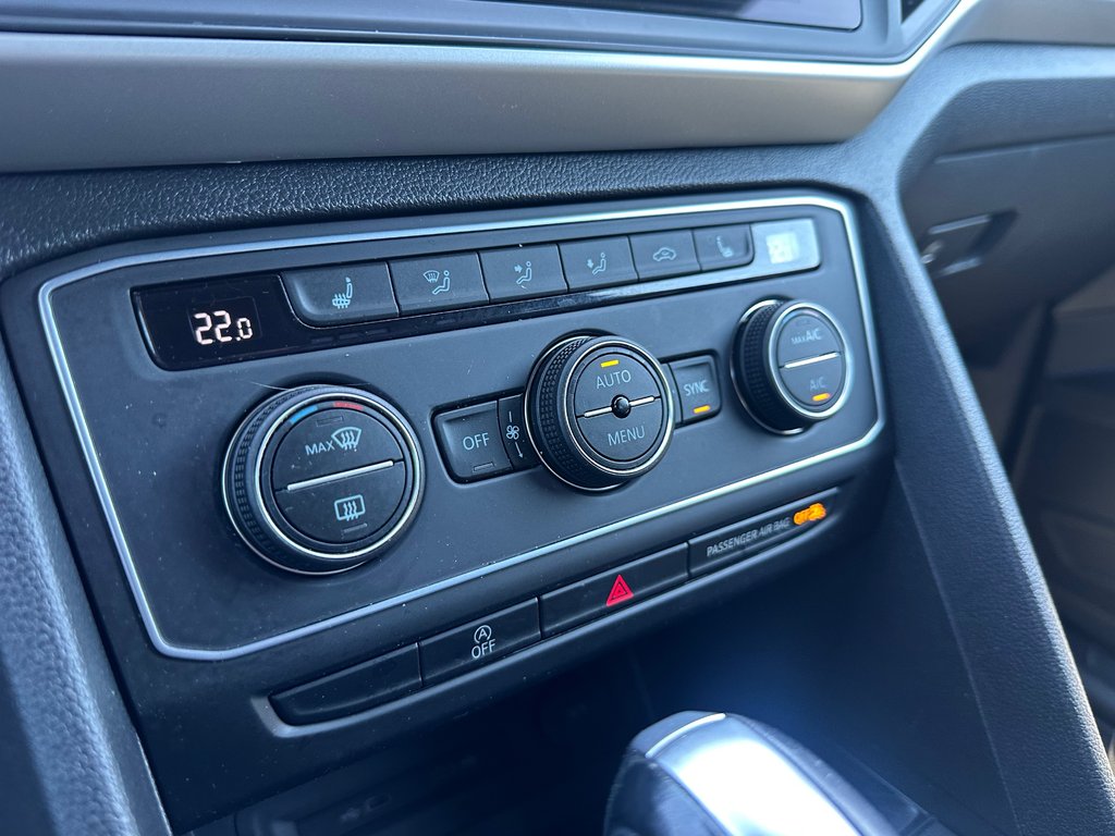 2023 Volkswagen Atlas Cross Sport Comfortline AWD CUIR in St-Jean-Sur-Richelieu, Quebec - 21 - w1024h768px
