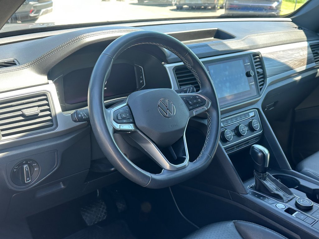 2023 Volkswagen Atlas Cross Sport Comfortline AWD CUIR in St-Jean-Sur-Richelieu, Quebec - 18 - w1024h768px