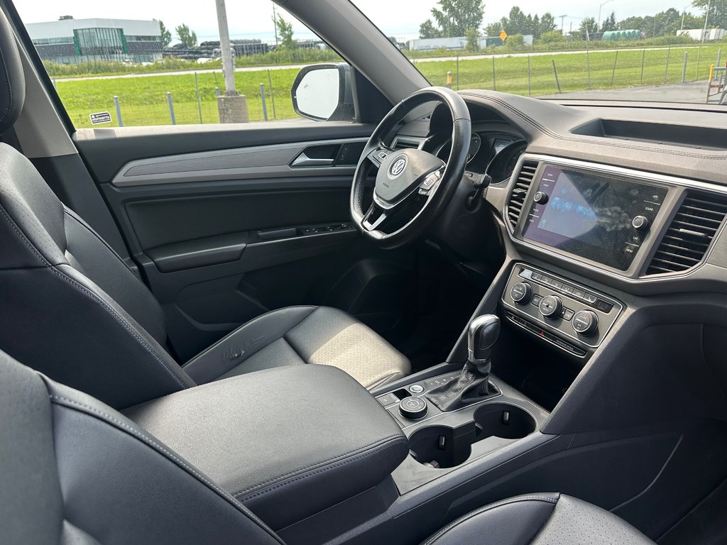 2018 Volkswagen Atlas Comfortline CUIR AWD in St-Jean-Sur-Richelieu, Quebec - 3 - w1024h768px