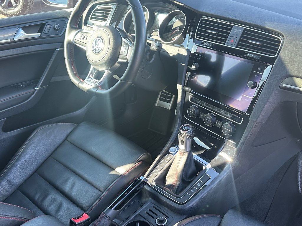 Volkswagen Golf GTI CUIR NAVIGATION TOIT OUVRANT 2019 à St-Jean-Sur-Richelieu, Québec - 3 - w1024h768px