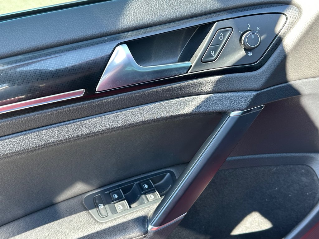 2019 Volkswagen Golf R AWD CUIR NAVIGATION SEULEMENT 073305 KM in St-Jean-Sur-Richelieu, Quebec - 16 - w1024h768px