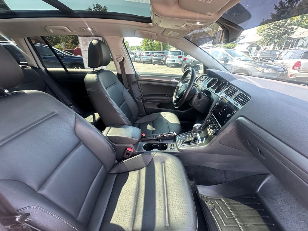 2019 Volkswagen Golf SportWagen HIGHLINE 4MOTION CUIR TOIT PANO in St-Jean-Sur-Richelieu, Quebec - 12 - w1024h768px