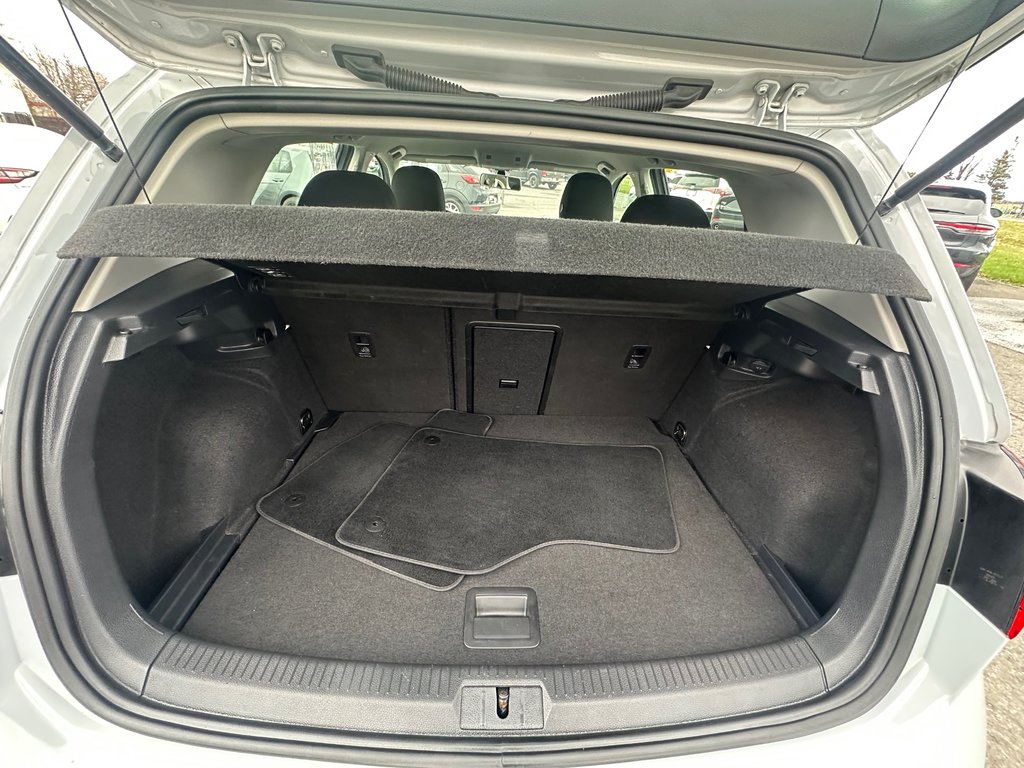 Volkswagen Golf MAGS SIEGES CHAUFFANTS BLUETOOTH 2019 à St-Jean-Sur-Richelieu, Québec - 17 - w1024h768px
