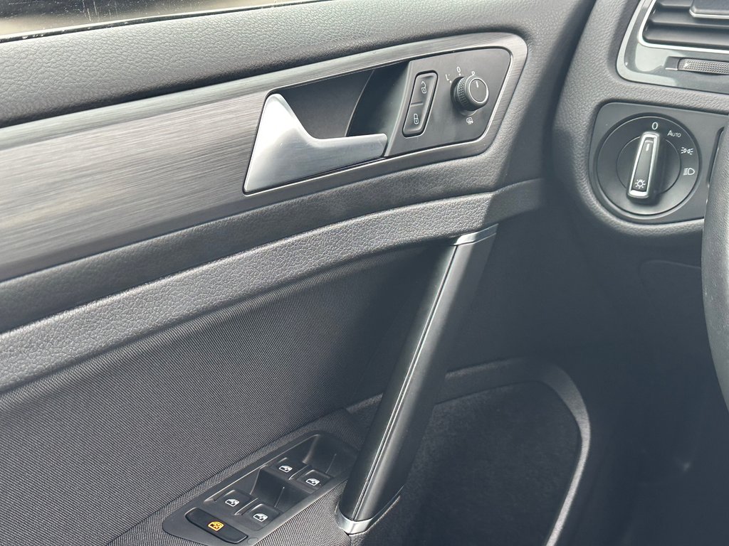 Volkswagen Golf MAGS SIEGES CHAUFFANTS BLUETOOTH 2019 à St-Jean-Sur-Richelieu, Québec - 18 - w1024h768px