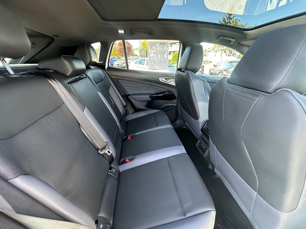 Volkswagen ID.4 Pro S AWD CUIR TOIT PANORAMIQUE 2023 à St-Jean-Sur-Richelieu, Québec - 14 - w1024h768px