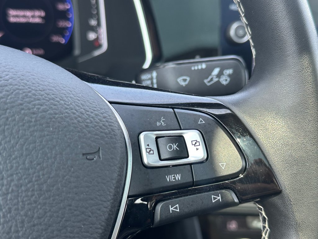 Volkswagen Jetta Execline TOIT NAVI CUIR ANGLES MORTS 2021 à St-Jean-Sur-Richelieu, Québec - 25 - w1024h768px