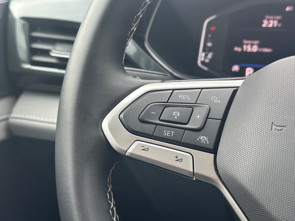 Volkswagen Taos Highline CUIR NAVIGATION TOIT PANORAMIQUE 2022 à St-Jean-Sur-Richelieu, Québec - 25 - w1024h768px
