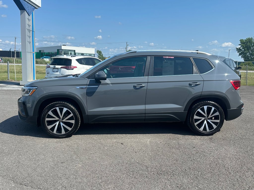 Volkswagen Taos Highline CUIR NAVIGATION TOIT PANORAMIQUE 2022 à St-Jean-Sur-Richelieu, Québec - 10 - w1024h768px