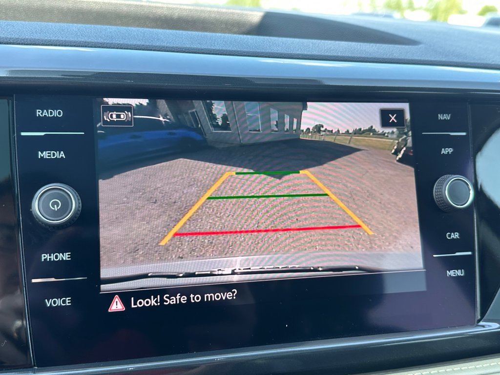 Volkswagen Taos Highline CUIR NAVIGATION TOIT PANORAMIQUE 2022 à St-Jean-Sur-Richelieu, Québec - 22 - w1024h768px