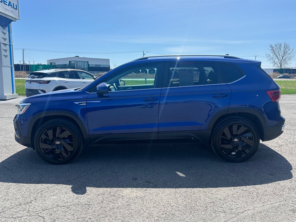 Volkswagen Taos HIGHLINE CUIR TOIT PANORAMIQUE NAVIGATION 2023 à St-Jean-Sur-Richelieu, Québec - 9 - w1024h768px