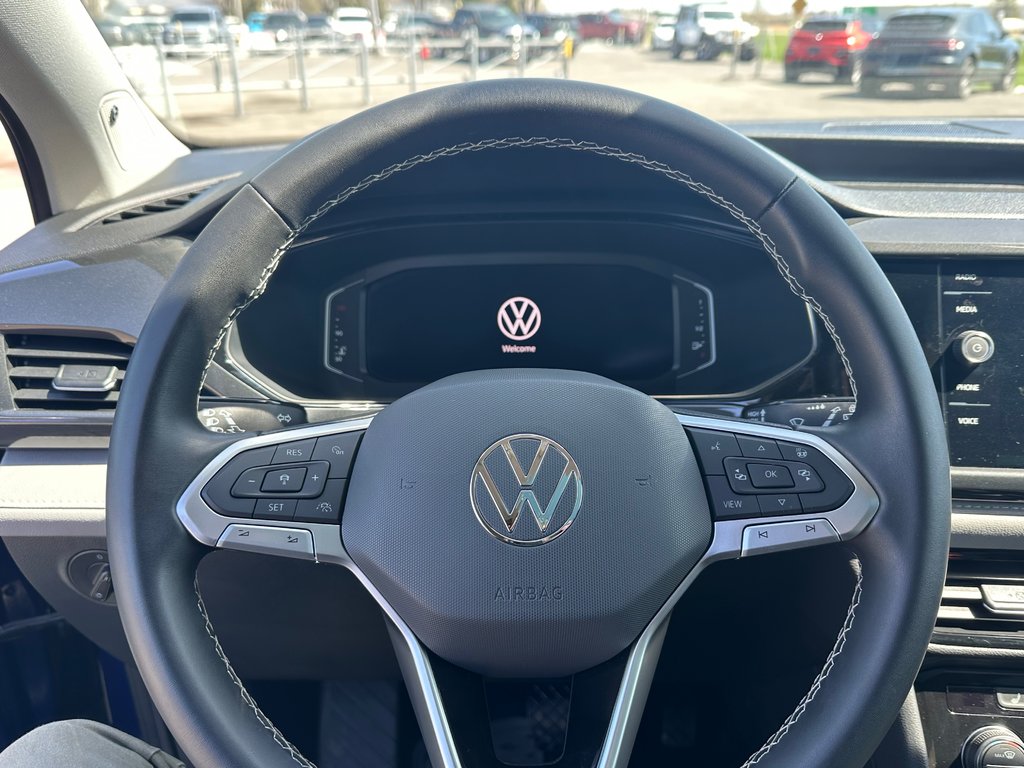 Volkswagen Taos HIGHLINE CUIR TOIT PANORAMIQUE NAVIGATION 2023 à St-Jean-Sur-Richelieu, Québec - 20 - w1024h768px
