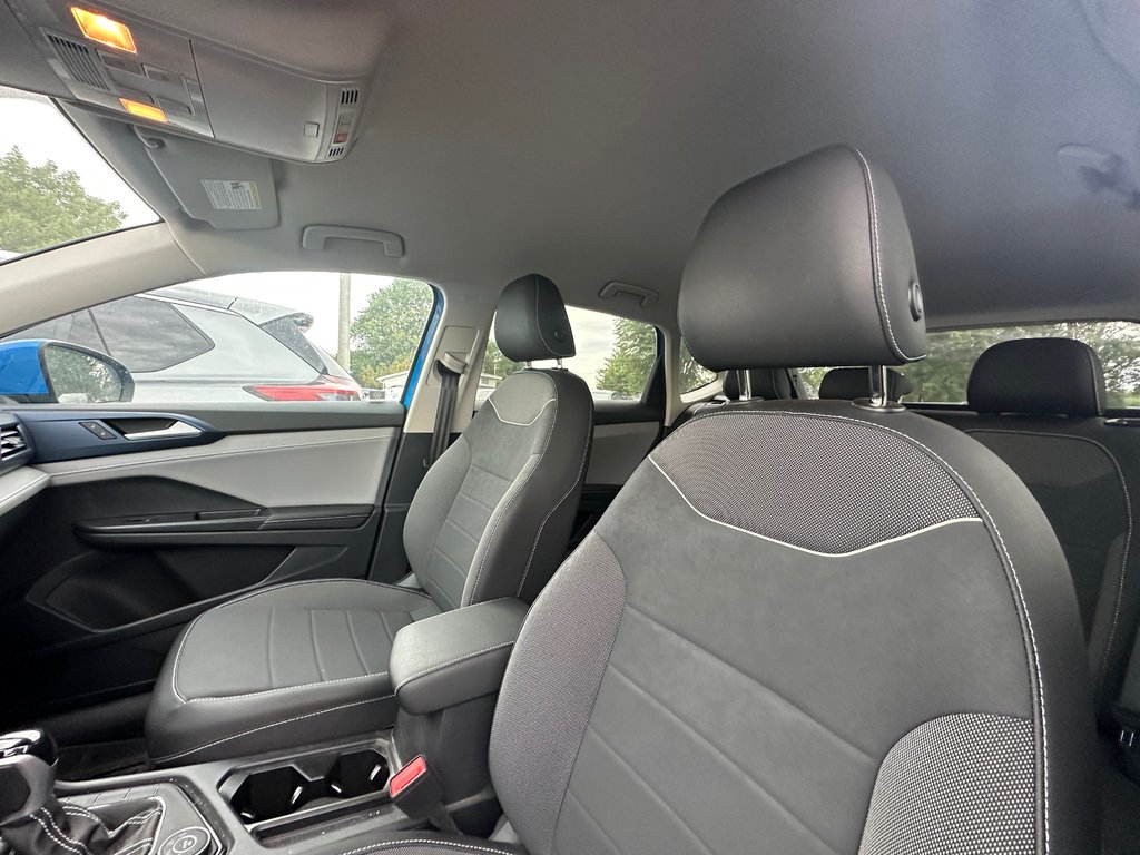2024 Volkswagen Taos Comfortline AWD SEULEMENT 029609 KM in St-Jean-Sur-Richelieu, Quebec - 5 - w1024h768px
