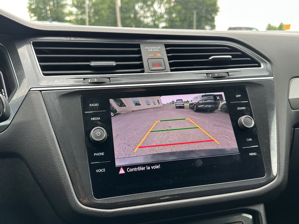 Volkswagen Tiguan Comfortline 4MOTION DEMARREUR 2023 à St-Jean-Sur-Richelieu, Québec - 16 - w1024h768px
