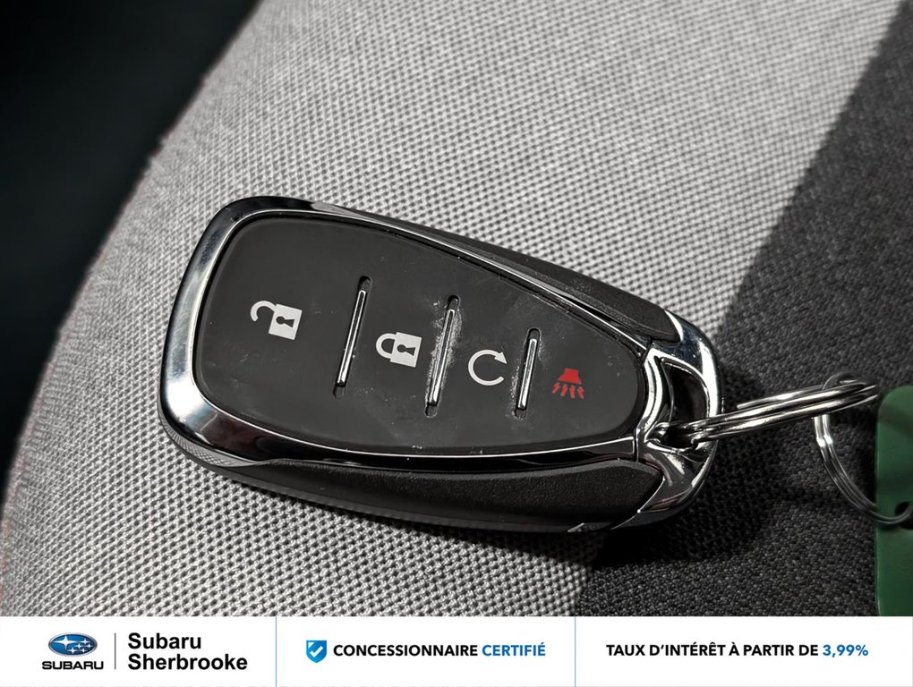 2020 Chevrolet Bolt EV LT in Sherbrooke, Quebec - 20 - w1024h768px