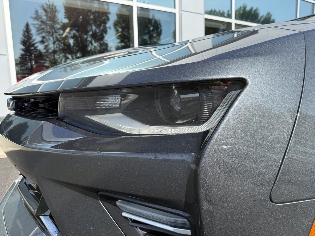 Chevrolet Camaro 2SS CONVERTIBLE FIFTY EDITION 2017 à Québec, Québec - 9 - w1024h768px