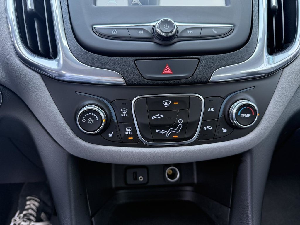 Chevrolet Equinox LS Automatique 2018 à Québec, Québec - 16 - w1024h768px