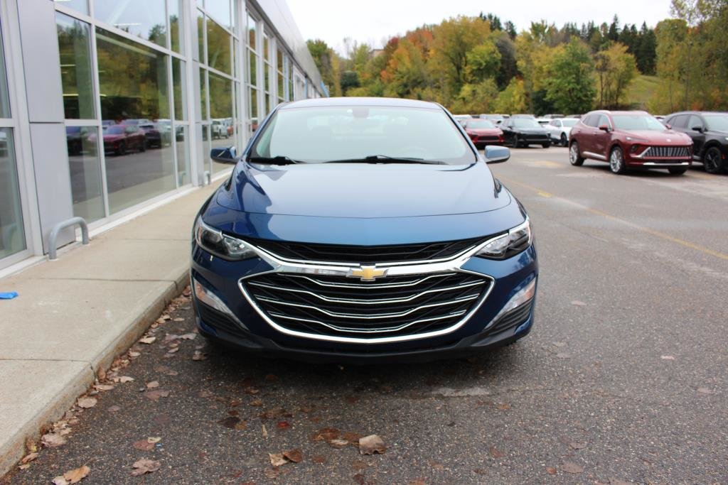 Chevrolet Malibu  2019 à Quebec, Québec - 2 - w1024h768px