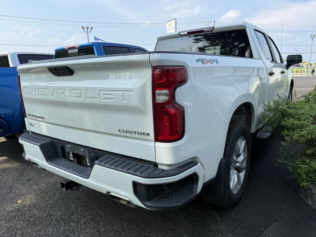 2021 Chevrolet Silverado 1500 4x4 Custom Crew Cab V8 5.3L 6.6ft in Quebec, Quebec - 3 - w1024h768px
