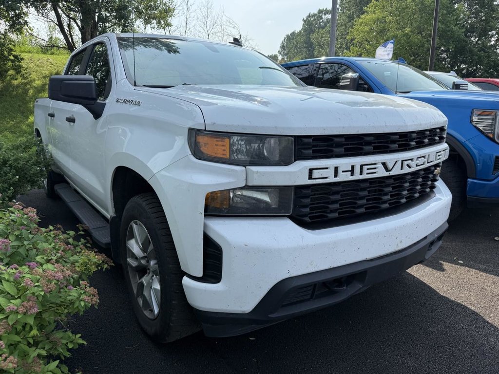 2021 Chevrolet Silverado 1500 4x4 Custom Crew Cab V8 5.3L 6.6ft in Quebec, Quebec - 2 - w1024h768px